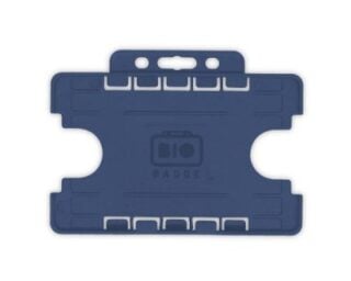 Korthållare för
  passerkort / ID-kort – Eko BioBadge CR80 Liggande, Dubbelsidig, Mörkblå
  (100-pack)
