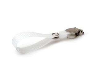Klämma i metall längd 108 mm mellan knäppfästen (100 pack)