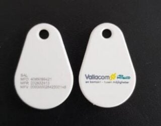 Uranus Plus SALTO - Vit Graverade Nr & Logo Vallacom